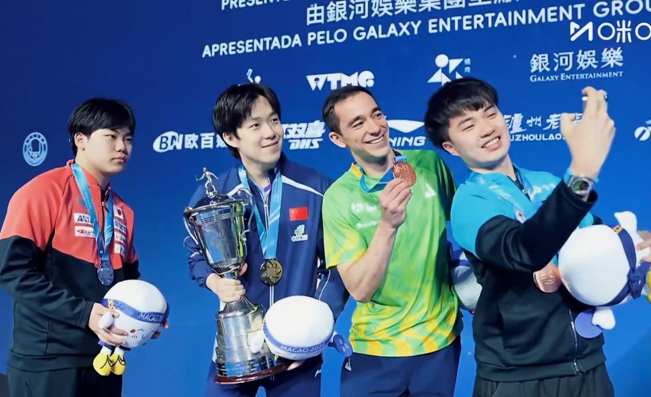 许昕太羡慕了！

他说要是把雨果换成他，那就太完美了
这下四个都是左手了，这个世