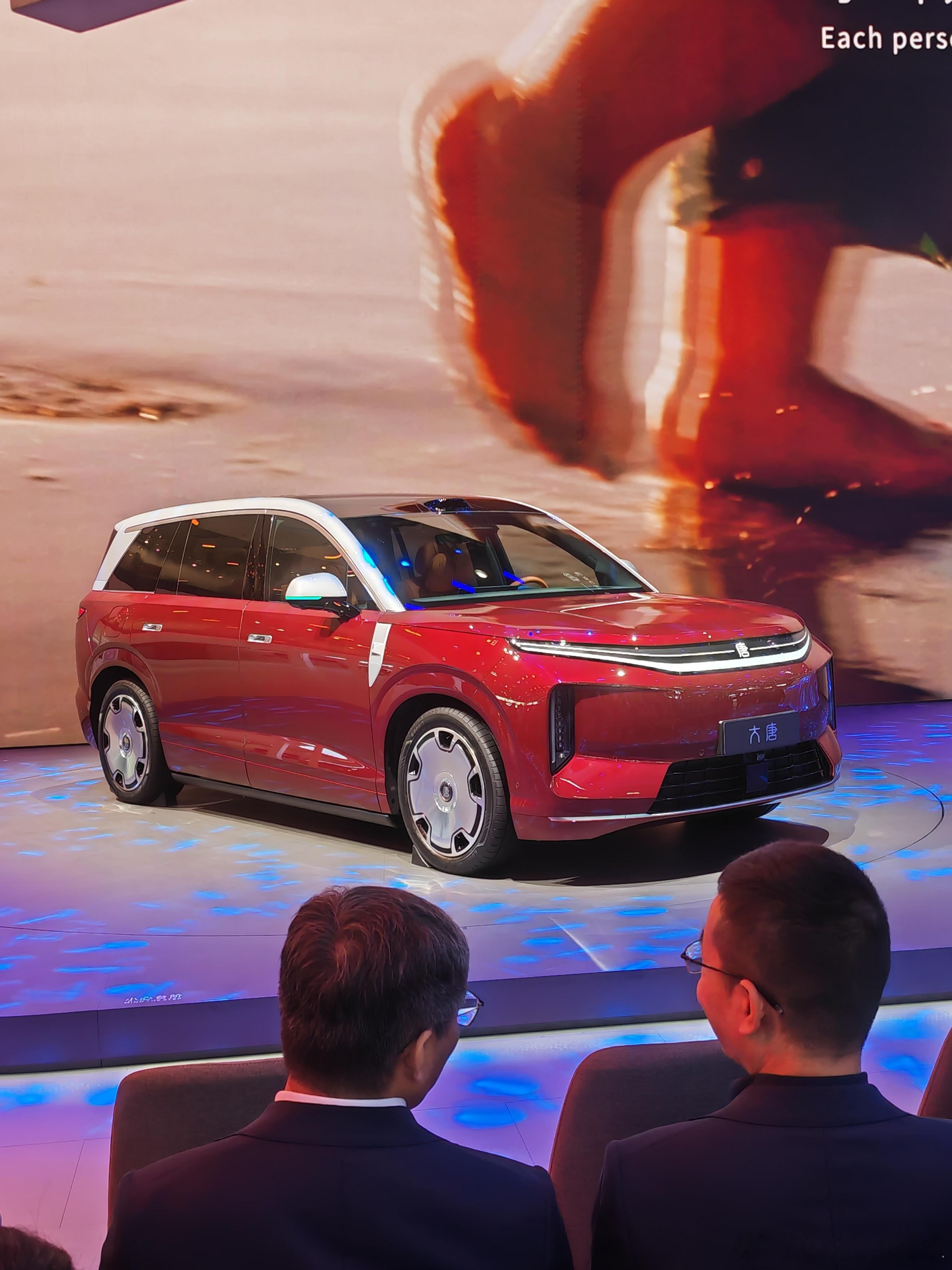 2026北京国际车展 比亚迪大唐EV预售价公布：25-32万元！比亚迪王朝总经理