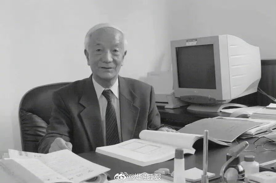 【“两弹一星”元勋王希季逝世】中国共产党优秀党员，我国航天事业开拓者之一，著名空