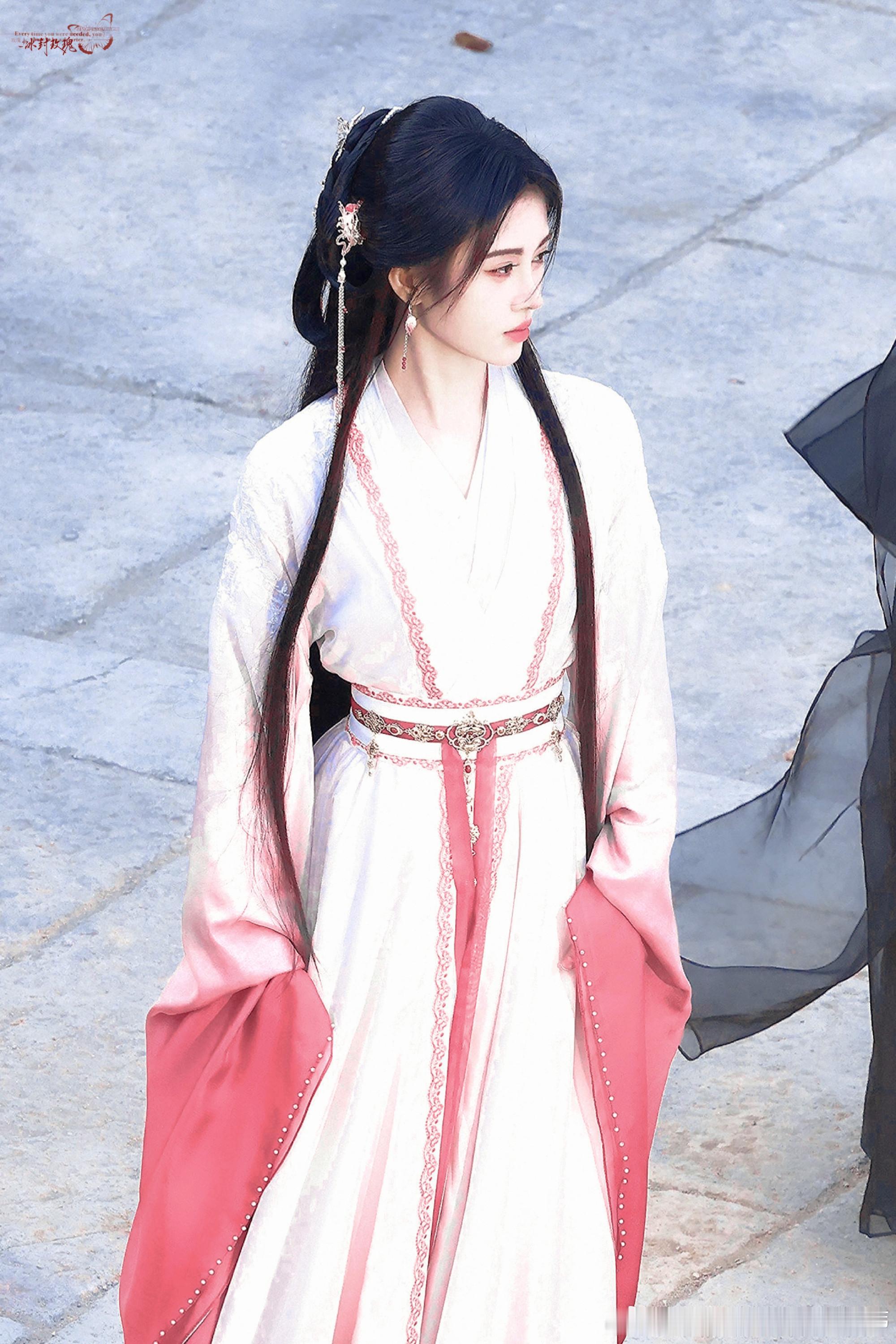 “纪桐周 你疯够了”鞠婧祎姜黎非鞠婧祎千香引  专栏 · 怡怡｜产出