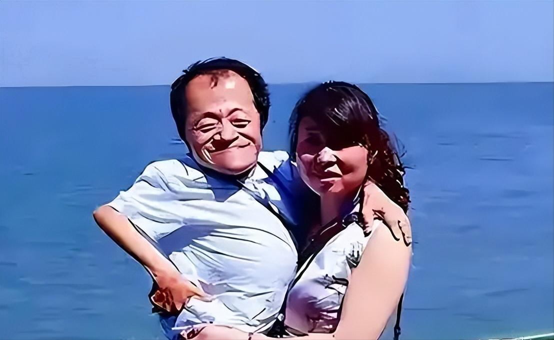 她是从名牌大学毕业的石油工程师，长相漂亮家境优渥，但她不顾父母反对，坚持选择嫁给