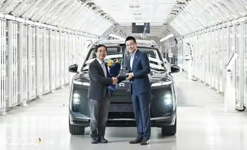 蔚来汽车第100万台量产车下线 ！都卖到100万辆了，还处于亏损状态，啥时候能实