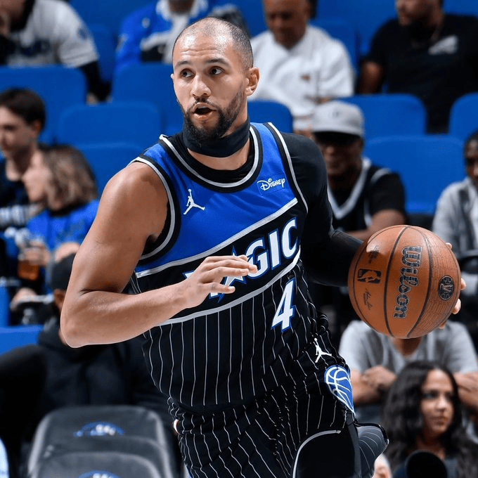 雅虎体育：NBA已禁止萨格斯将他的发带用作颈环佩戴