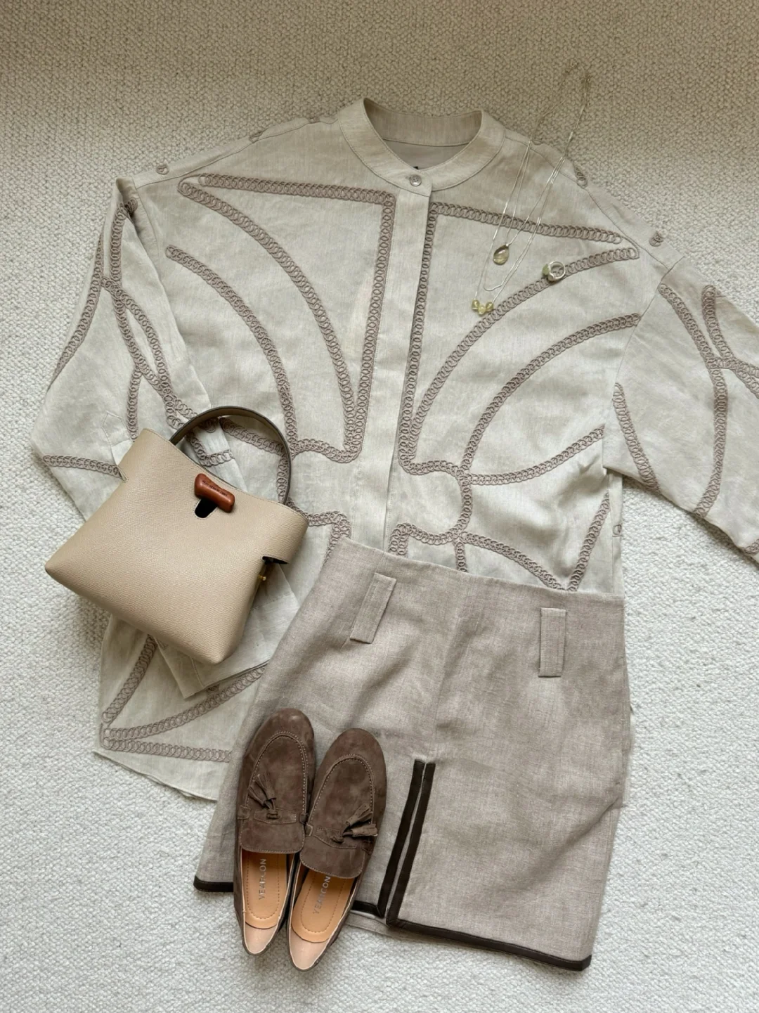 5个早秋衬衫look｜时髦精的一周穿搭Vol.55