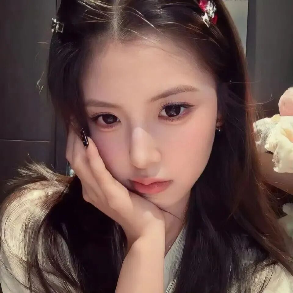 𝗪𝗲𝗖𝗵𝗮𝘁  ｜女生头像｜氛围感｜高清无水印｜热门头像｜可爱 ｜高