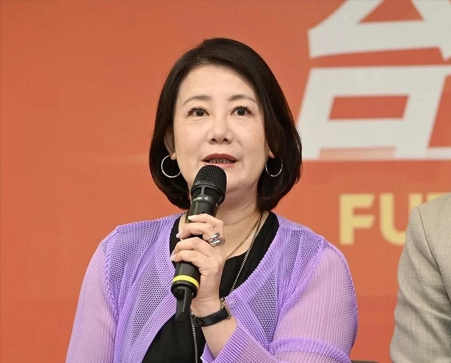 吴思瑶喊话韩国瑜，不要再拖了。
吴思瑶9月5日公开发声痛批总预算乱象仍未收尾，直