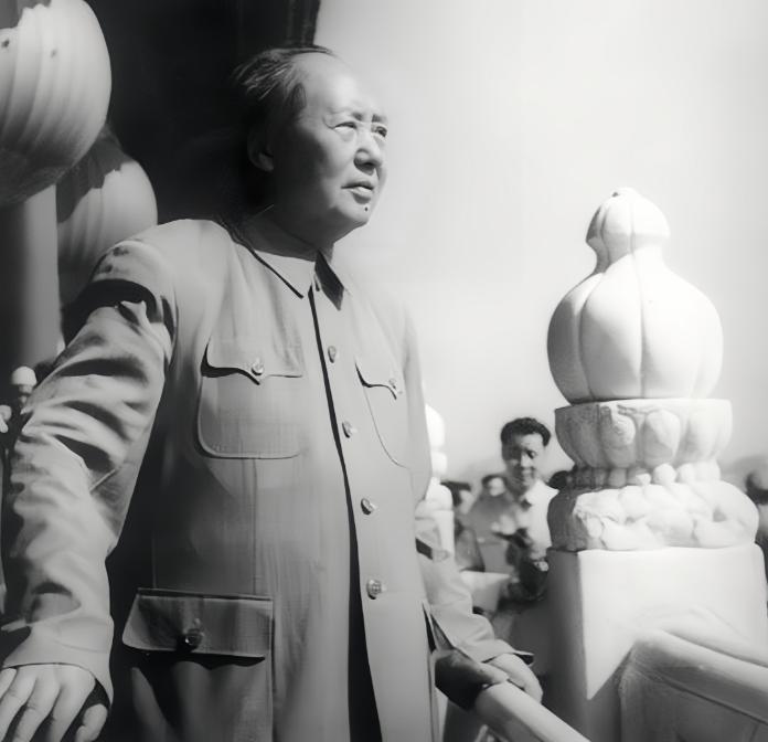 如果没有毛主席，中国革命还会成功吗？叶剑英元帅晚年是这样说的，他说如果没有毛主席