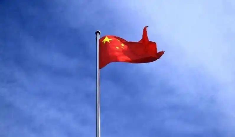 一个伊朗人的犀利点评，让许多国人陷入沉思：他认为中国并非实力不济，而是过于讲究情