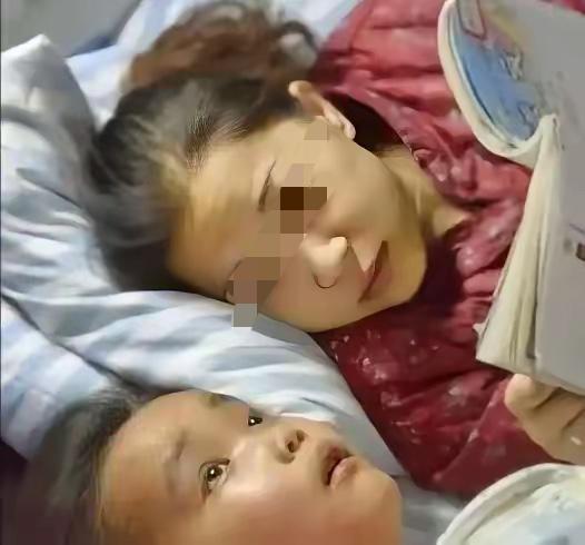 太难过了！湖北7岁男孩陈孝天用生命救母，一句“我是妈妈的男子汉”看哭无数人。
