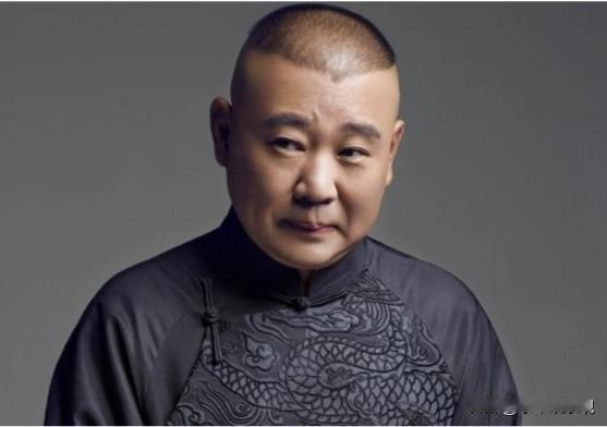 这不是什么“文字狱”，而是规矩：演什么报什么，改了就得认栽。麒麟剧社这下真成“济