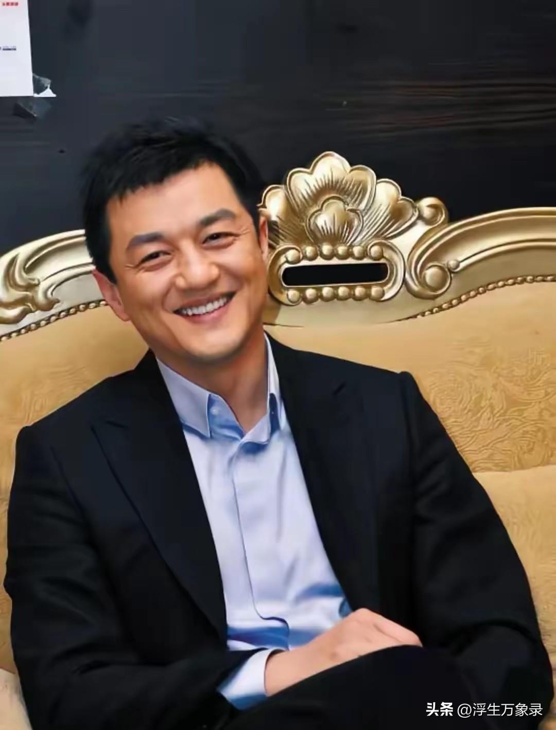 逆风迎来转机！李亚鹏拿下比亚迪合作，一句文案道尽长久坚守
 
人这一生，起落浮沉