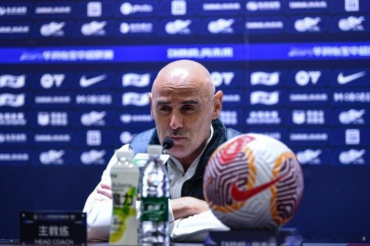 2月17日 明天18点，亚冠精英联赛东亚区第8轮，海港主场对阵蔚山HD，据记者刘