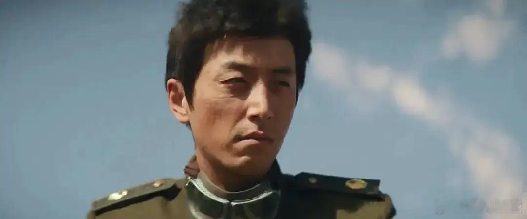 有没有觉得白客这类演员特别奇怪路人缘很好，没什么黑料，能当主演，也能演配角，选剧