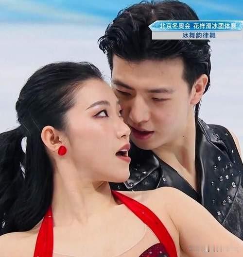 漂亮美丽的才女，精彩绝伦的画面太经典了，时尚优雅气质魅力美丽迷人可爱，千姿百态的