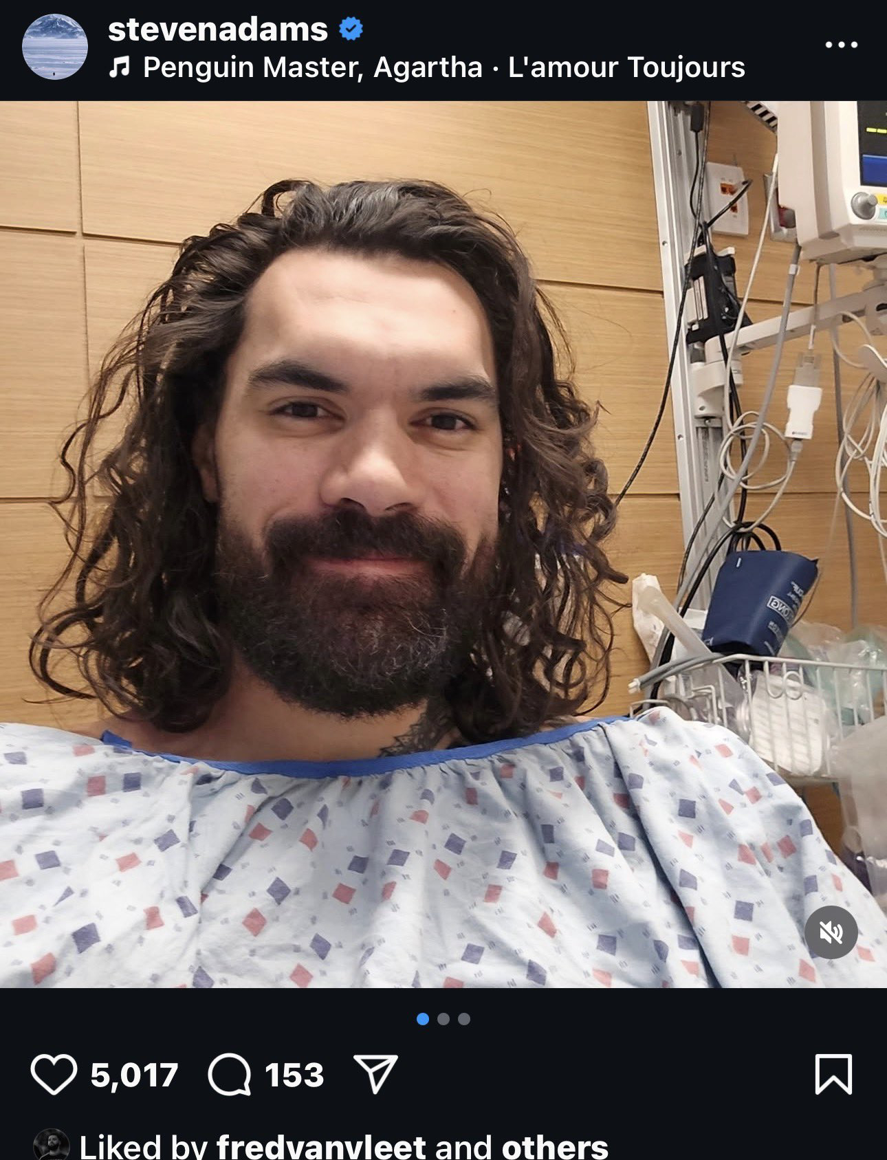 亚当斯赛季报销火箭再遭打击 火箭中锋亚当斯接受左脚踝手术，赛季报销，他在ins上