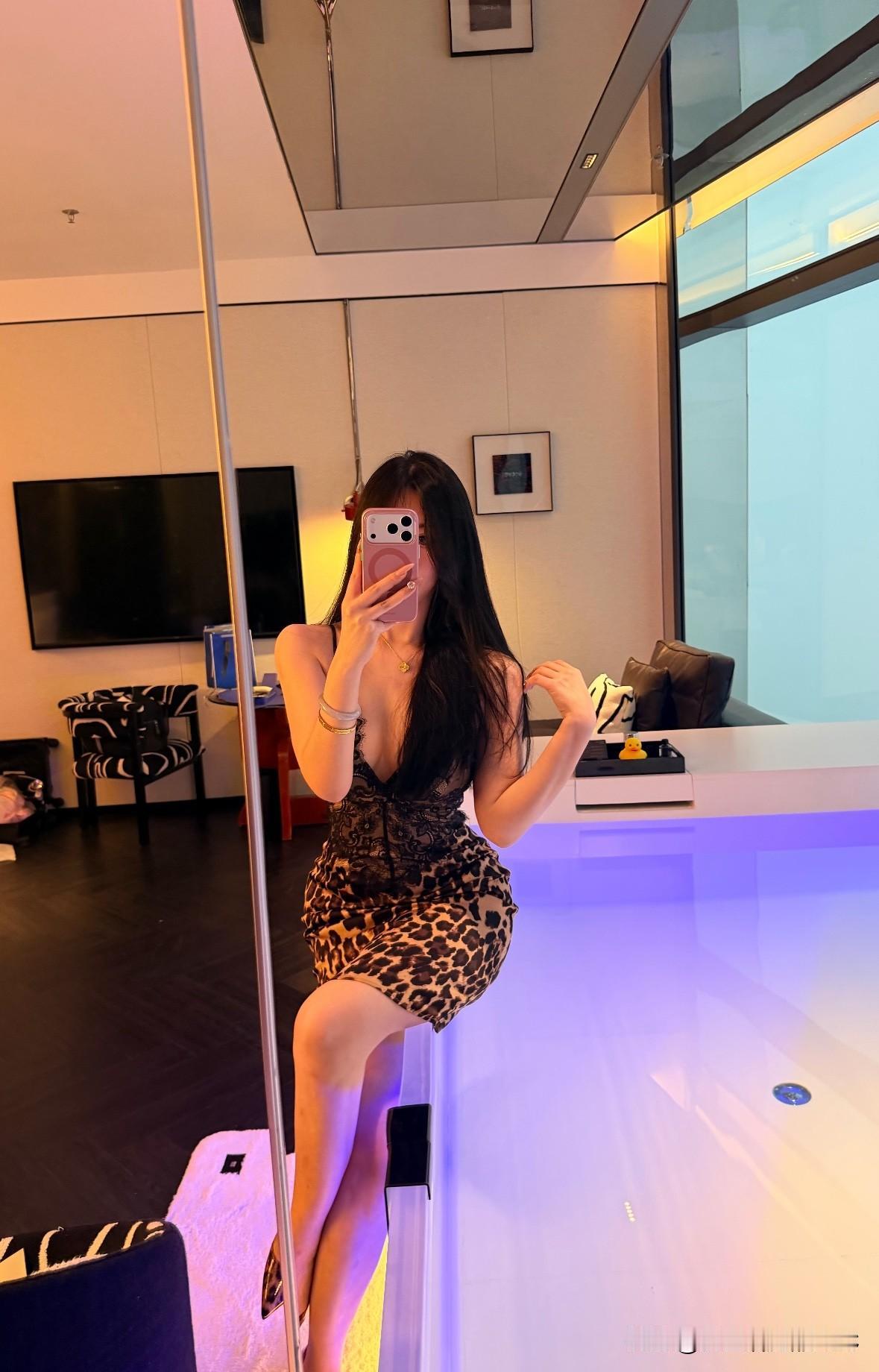 女生都喜欢豹纹吗