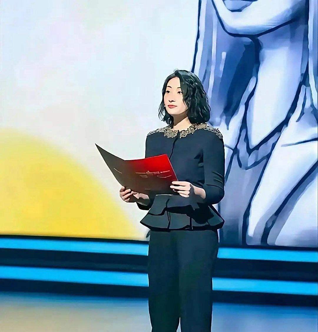 怪不得宗馥莉宁愿找别的工厂加工，也不用自家的生产线。

仔细找资料一瞧，娃哈哈老