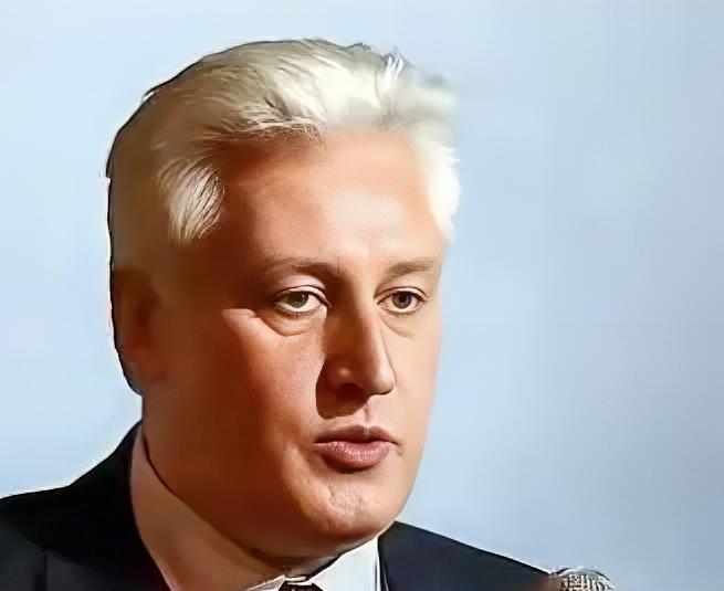 美国最近算是松口了，不少人都觉得，美国没急着插手台海，是还在犹豫。其实这想法完全