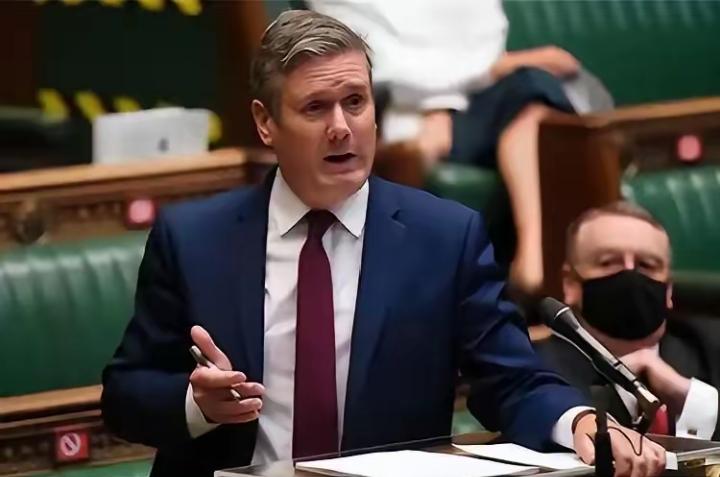 英国首相被特朗普逼急了，借媒体向特朗普发出了灵魂拷问！自从访中归来，这段时间斯塔