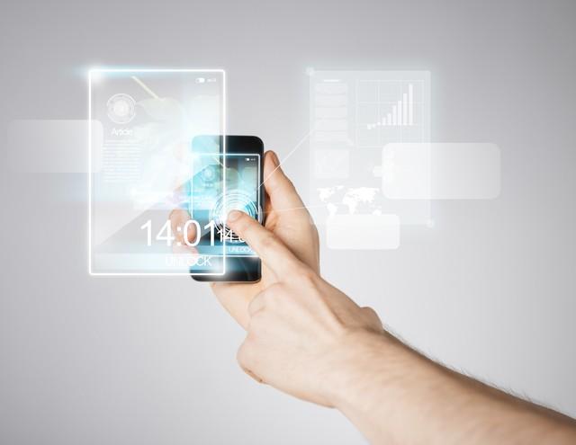 智能手机：技术的天使还是人类的奴隶？
想象一下，如果手机被取代，那么你们认为会是