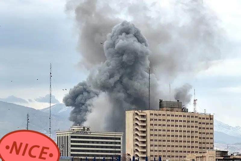 以色列国防军4日说，以色列空军根据情报，对位于伊朗首都德黑兰的多个指挥中心完成了