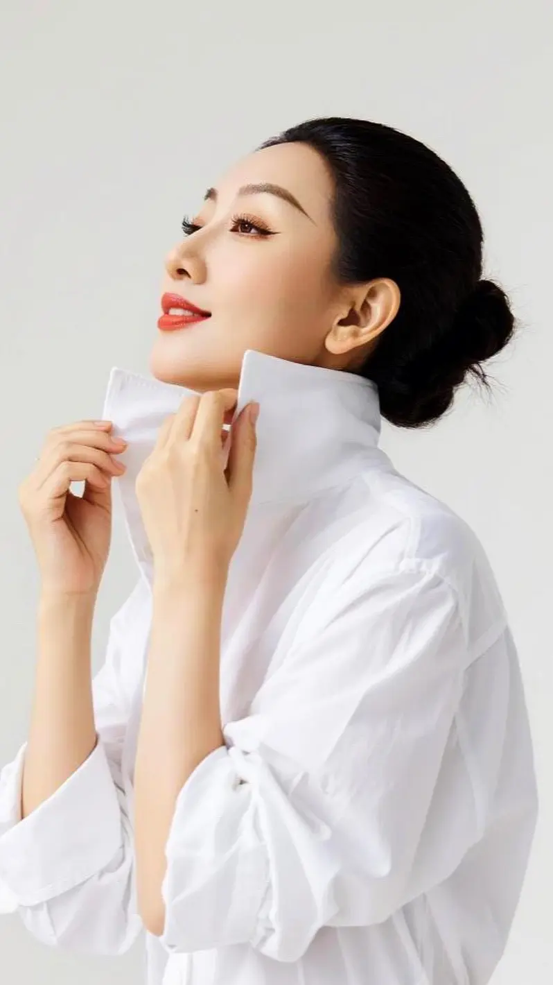 AI白衫气质照 随变ai随便玩 伙伴计划广告分成玩法达人