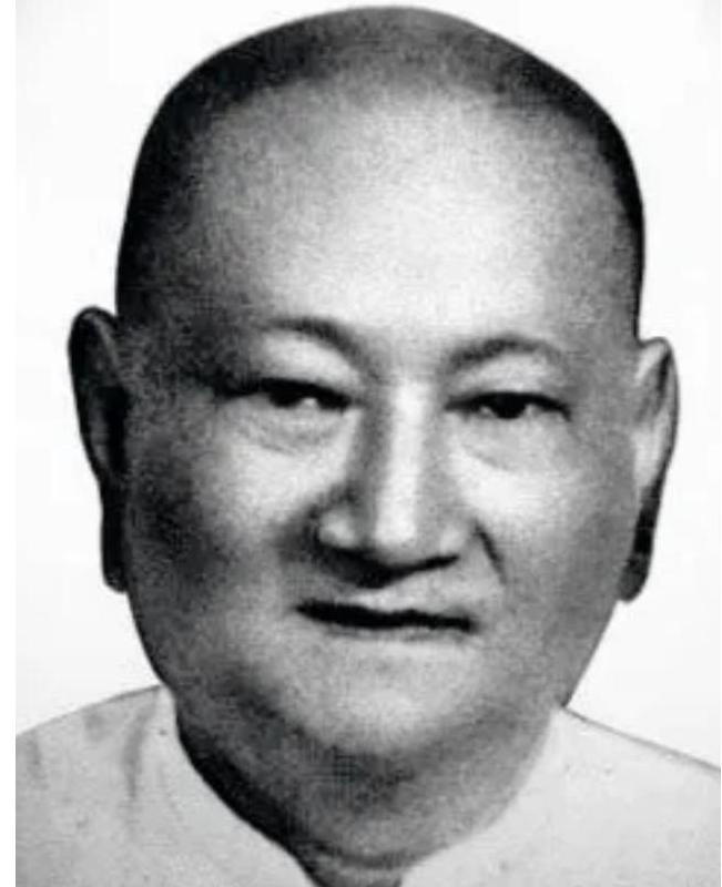 1949年，上海胜利后，我党准备清算青帮老大。助手问陈老总:“还有个叫顾竹轩的怎