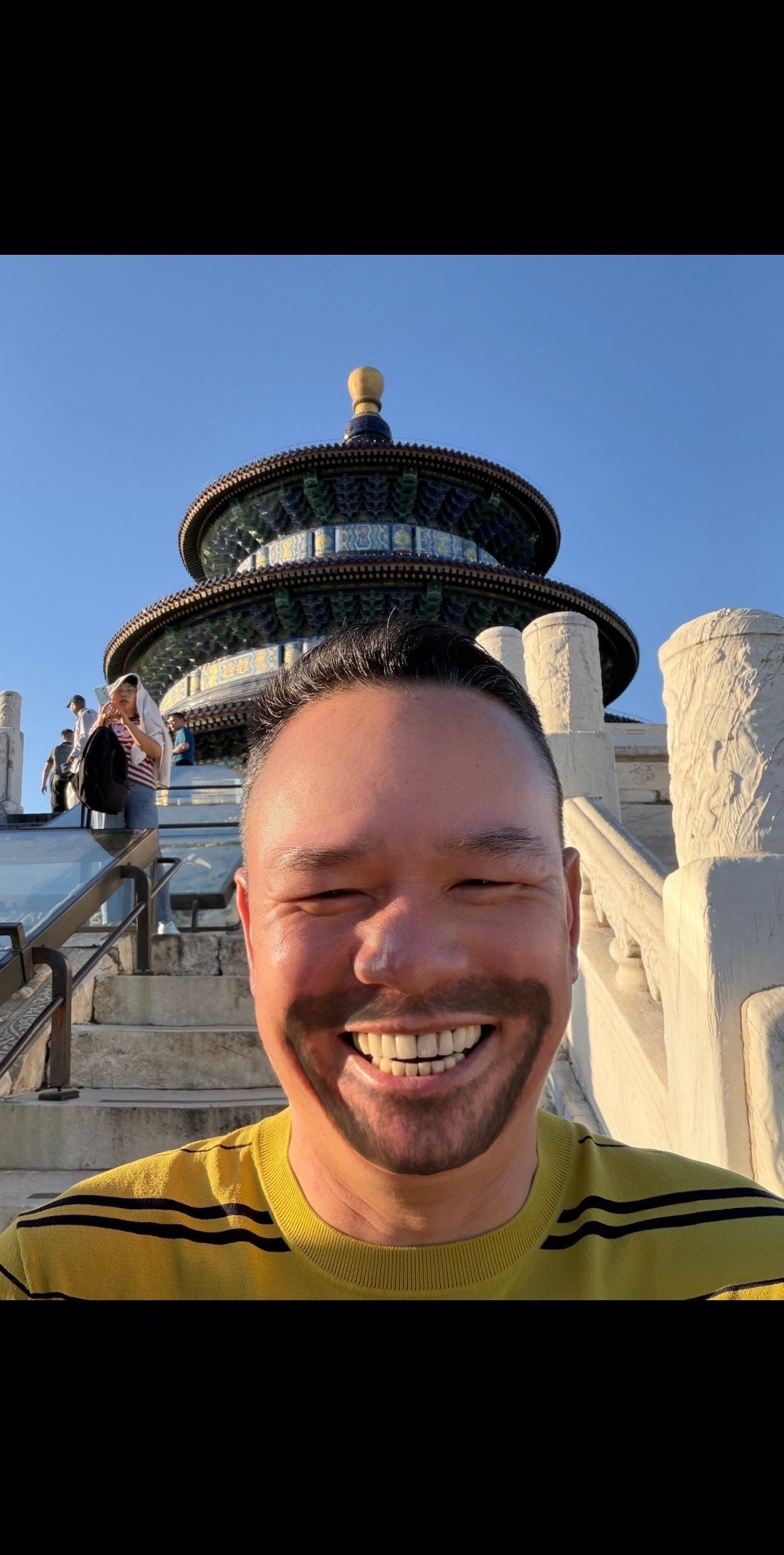 全家都来当皇帝米琪吵吵屋 ​​​