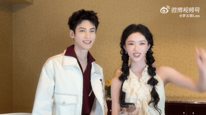 罗云熙林允杀死了剧宣比赛豹系男主与猫系女主的化学反应绝了！罗云熙林允的合唱舞台，