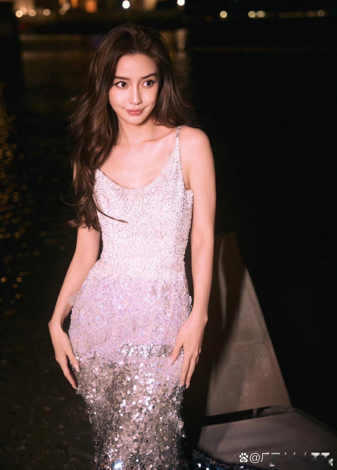 Angelababy36岁生日照 杨颖的生日造型，看着好像美人鱼公主新的一年，继