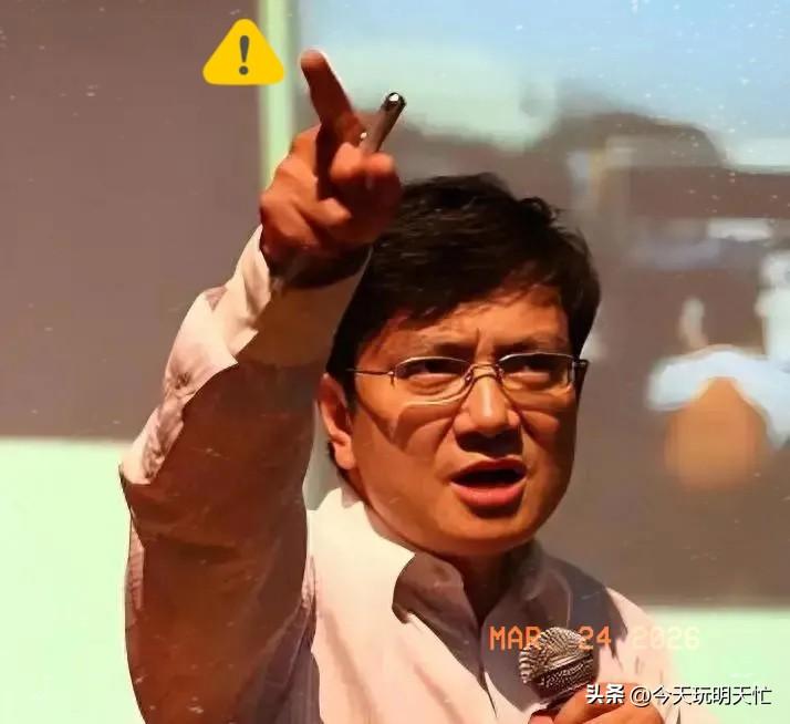 这话听着真让人心里一沉。
 
美国、德国那边是因为没人手，逼不得已才把AI当成救