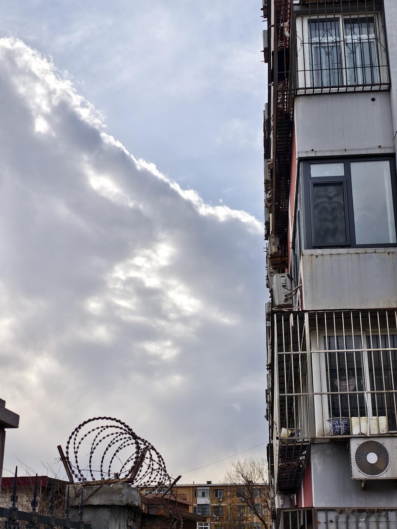 随手拍蓝天实景