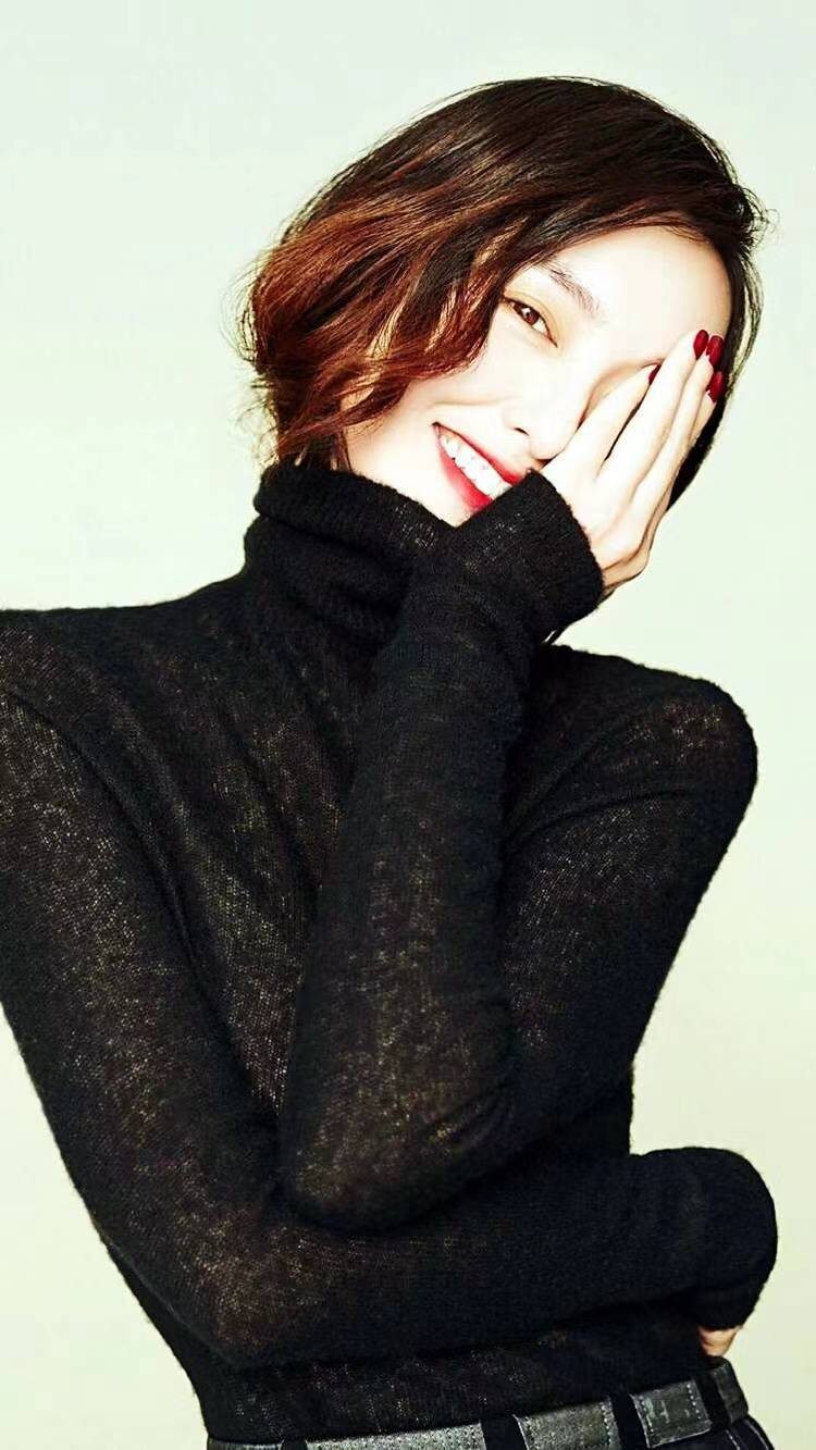 唐嫣💜 唐嫣此刻的生活 💜唐嫣陈岩 智慧与美貌并存温柔与刚毅兼容就是这么气场