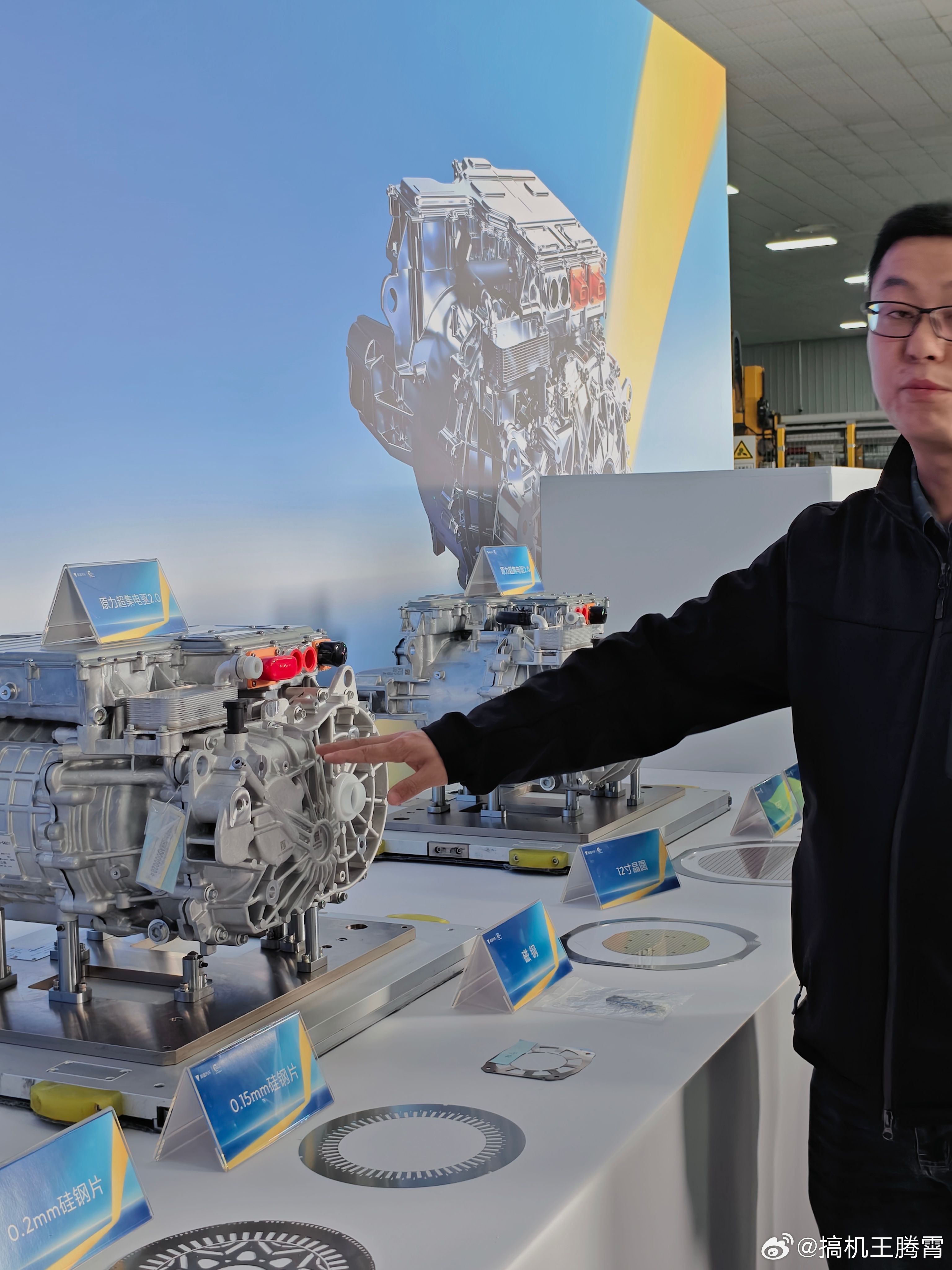 今天除了深蓝汽车第100万台电驱下线外，还直播现场拆解了台累计行驶了51.2万公