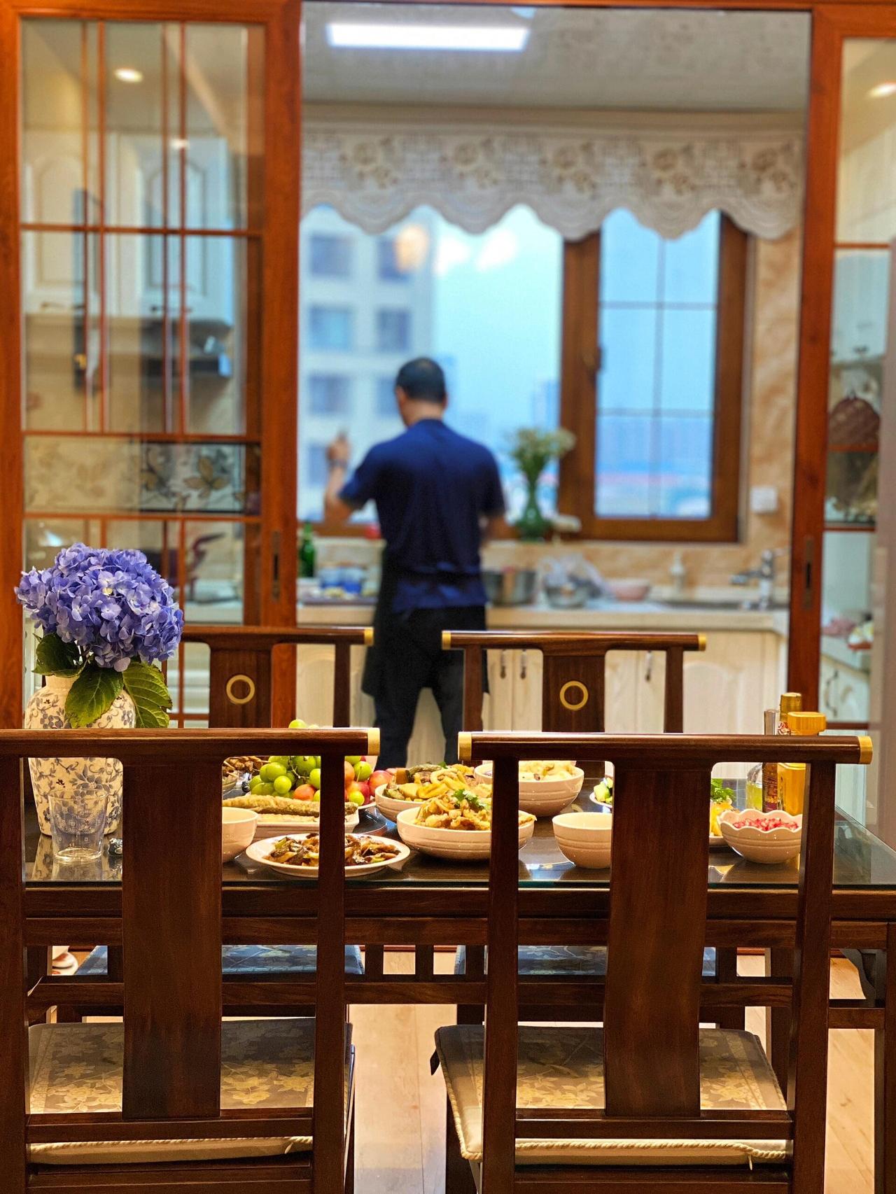 事实证明，人不能长期居住在太差的房子里，也不该一直过着节俭的生活！哈尔滨一女士分