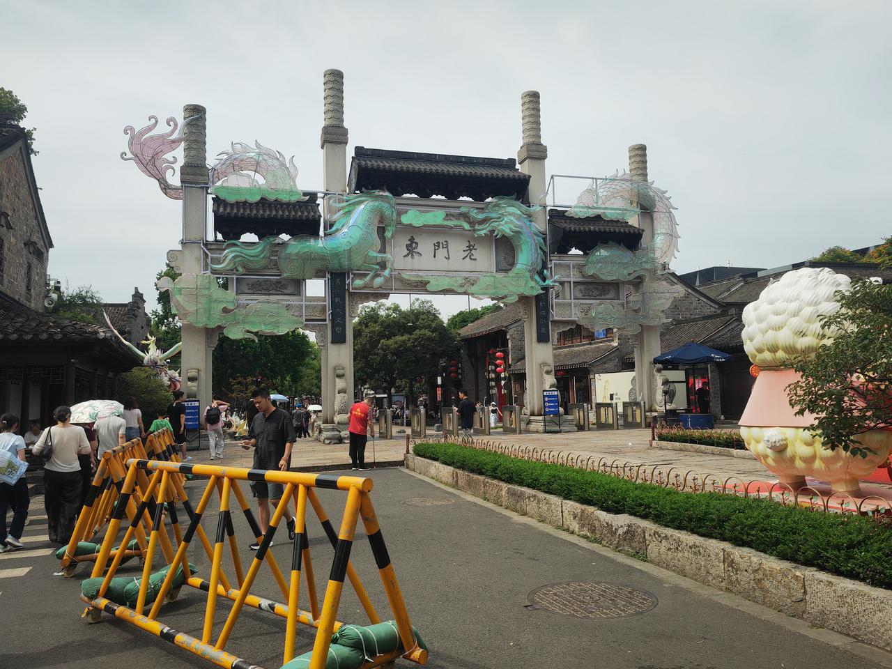 八一建军节你有什么祝福想要送给解放军祝福全国的退役老兵身体健康万事如意心想事成！