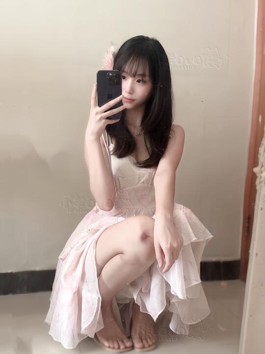 甜妹穿粉色好温柔(/ω＼)