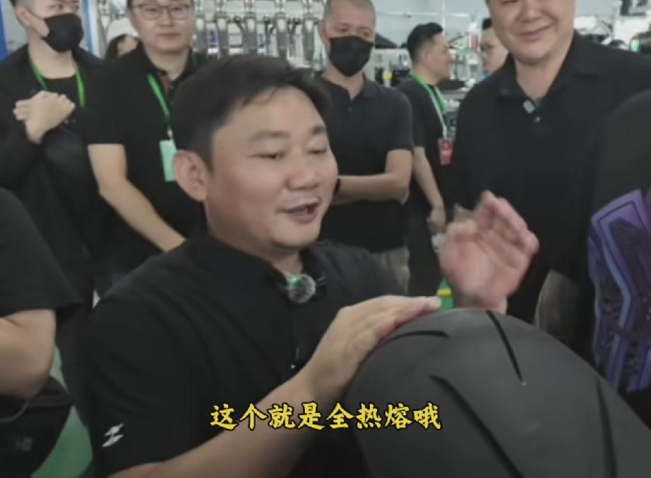 这可咋办？张雪竟然把德比斯夺冠的其中一个核心秘密讲出来了。2026年5月24号，