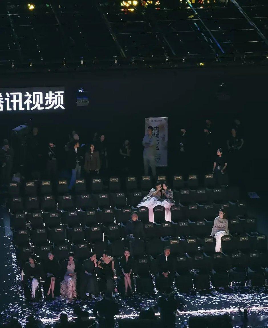 人都走差不多了，这活动有点虐待老人弄太晚了