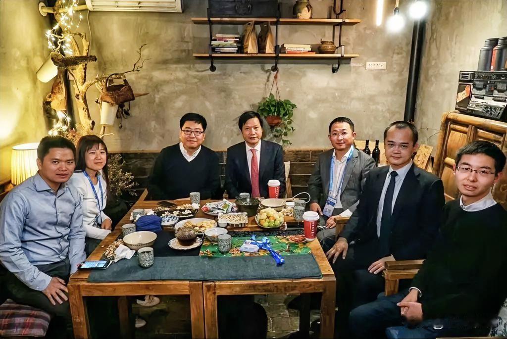 明天宇树上市，今天频准激光先给打了个样。

开盘涨了488%，中一签赚45万，今