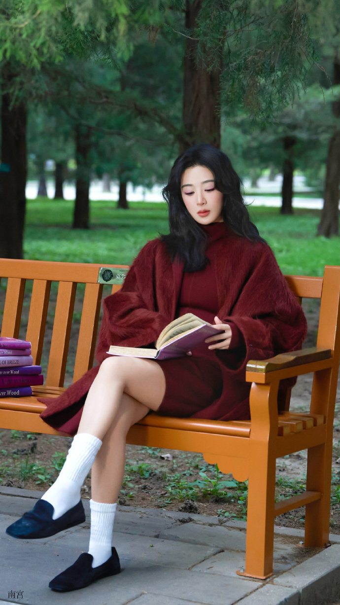 杨紫玉兰花开君再来 💜杨紫董竹君 漫天星河落在你眼里 我爱你有迹可循 杨紫🔸