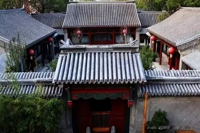 为什么中国的住宅取坐北朝南方位?中国住宅“坐北朝南”并非风水玄学，而是地理气候与