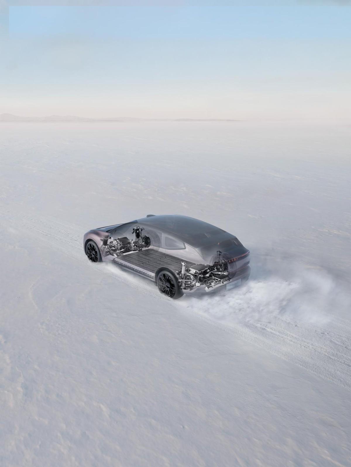 奥迪 E5 Sportback来了，这次还带来了“郑钦文钦定性能quattro型