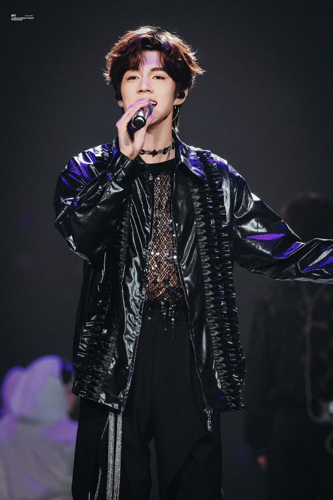 赵一博脸怎么回事 ​​​