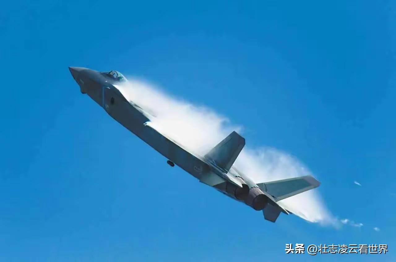 昨晚和军迷朋友聊天，越梳理全球战机发展现状越感慨，如今国内航空装备布局，直接跳出