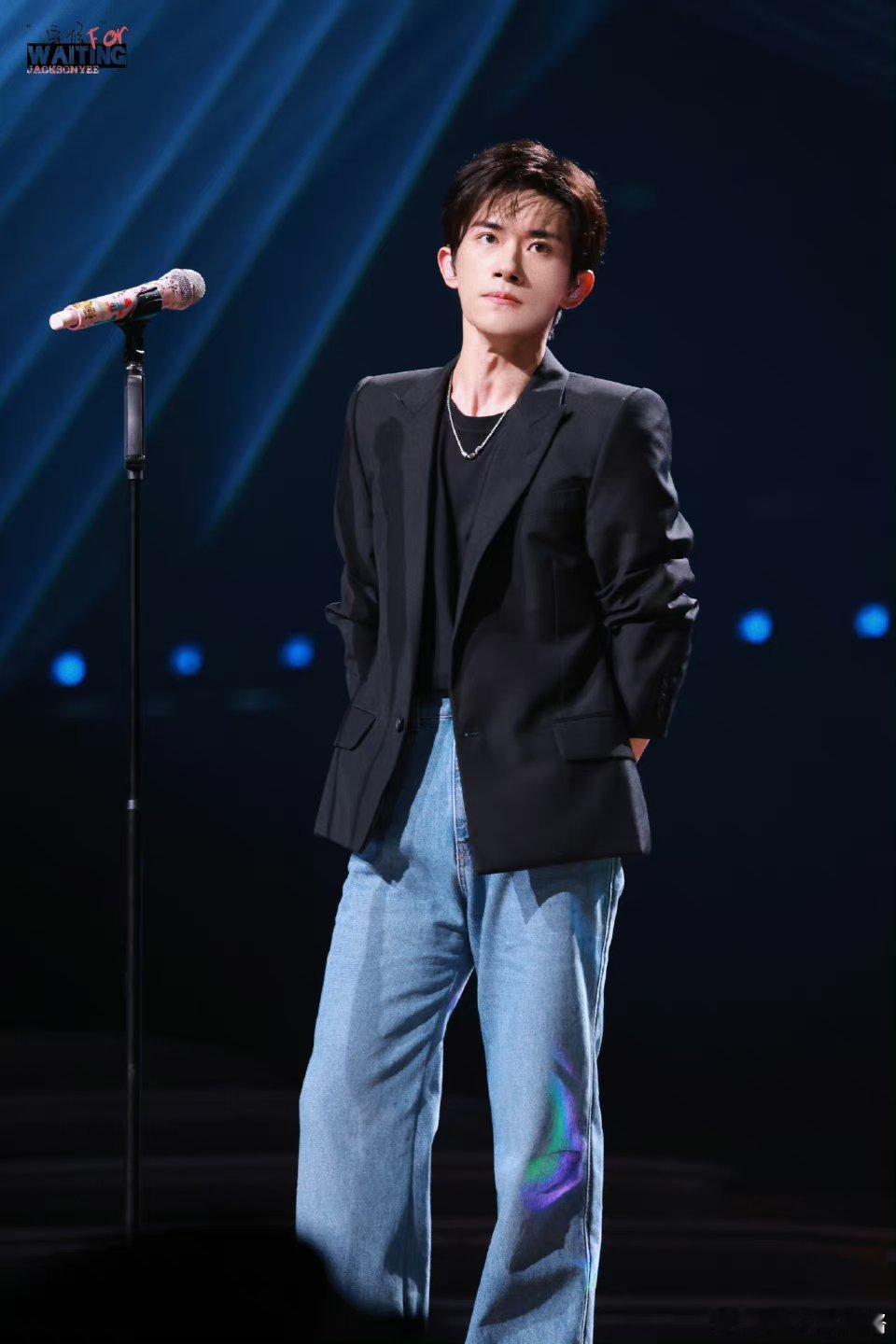 #易烊千玺松弛感#太松弛了吧，帅！ ​​​