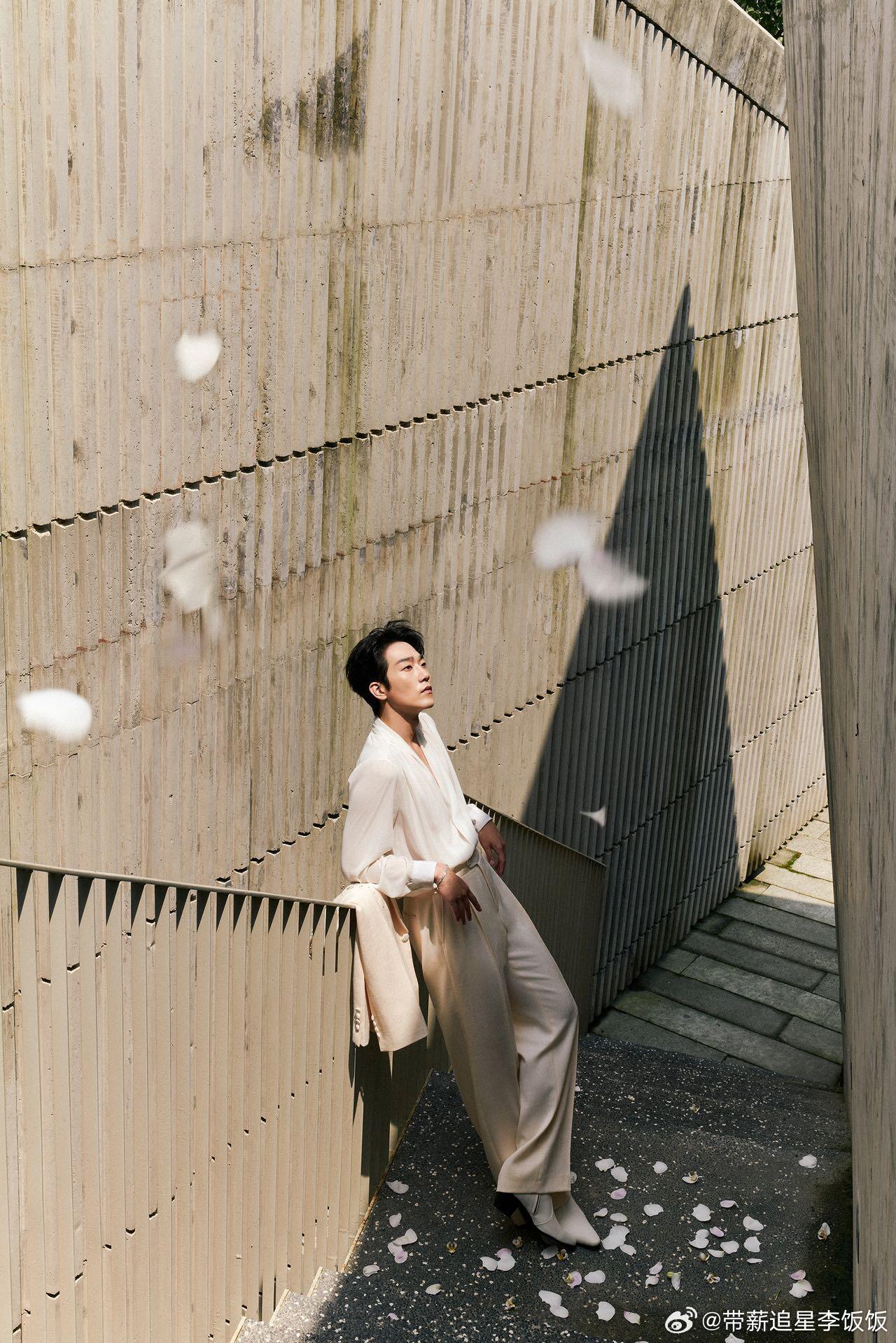 马思超采访微醺感马思超认识孟子义卢昱晓何与的狗采访名场面来袭！马思超自带慵懒微醺