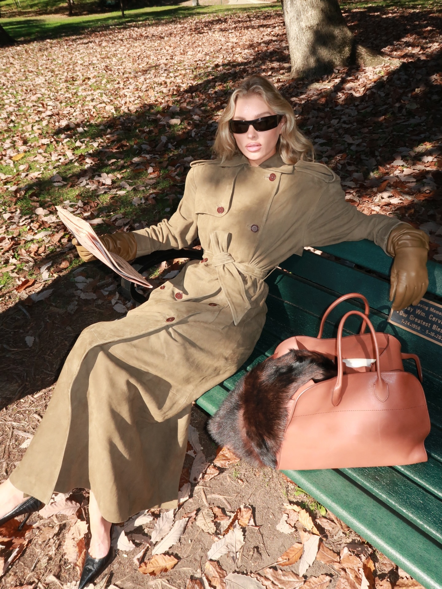 Vibe👜☀️helsa studio by Elsa Hosk. 