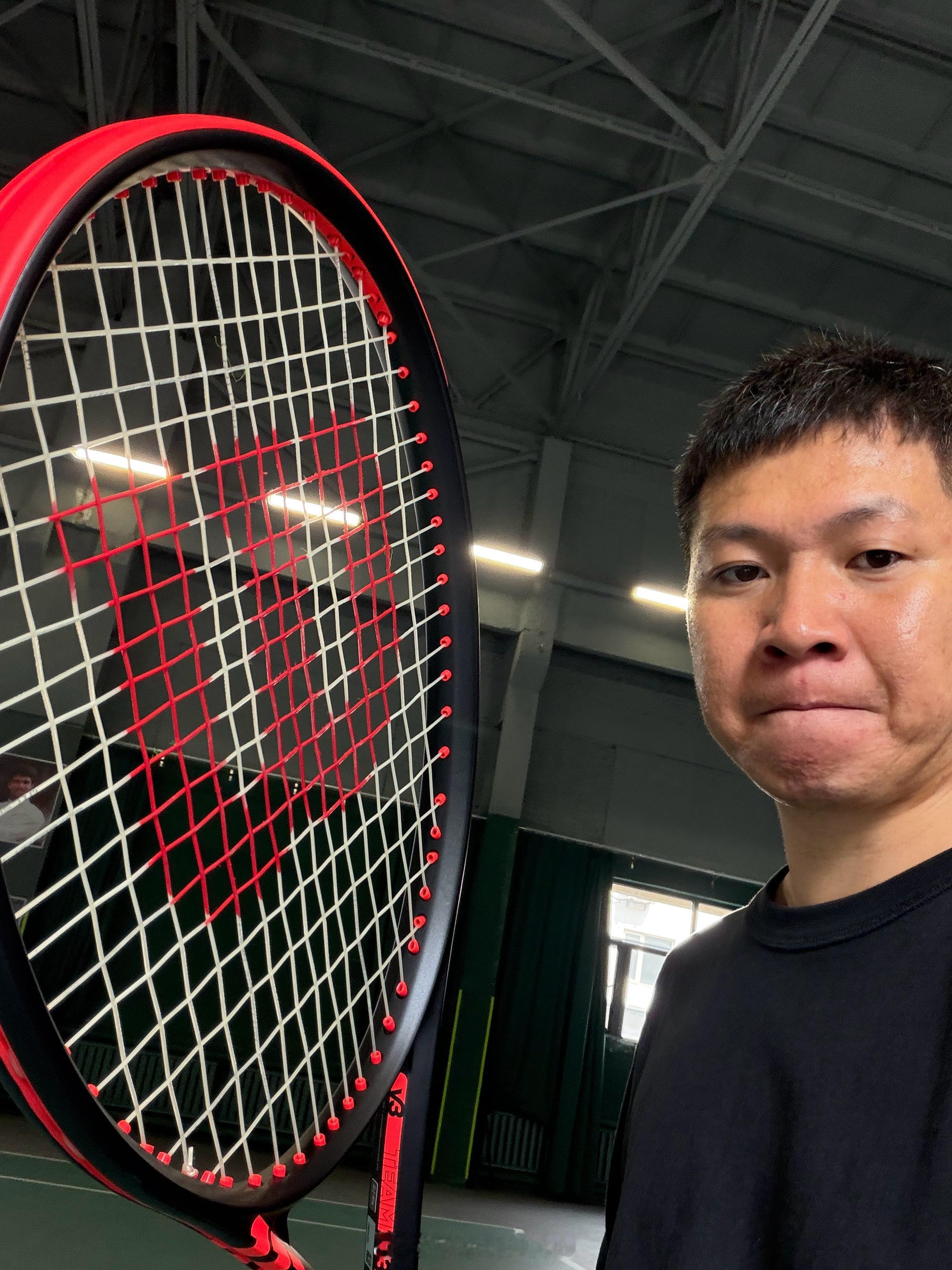 到家，休息，晚安。评论区抽个会说的，送明天早上咖啡[怒] ​  ​​​