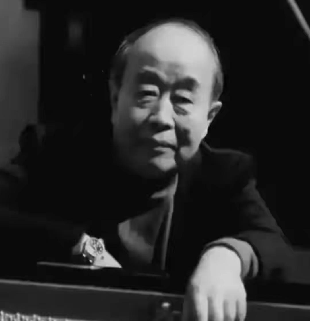 王铎：郭沫若的儿子佐藤志鸿，也是一个音乐家，居住于上海，2024年去世，享年92